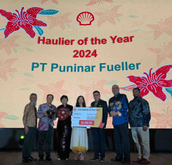  Penghargaan Puninar Fueller Sebagai Haulier of the Year 2024 
